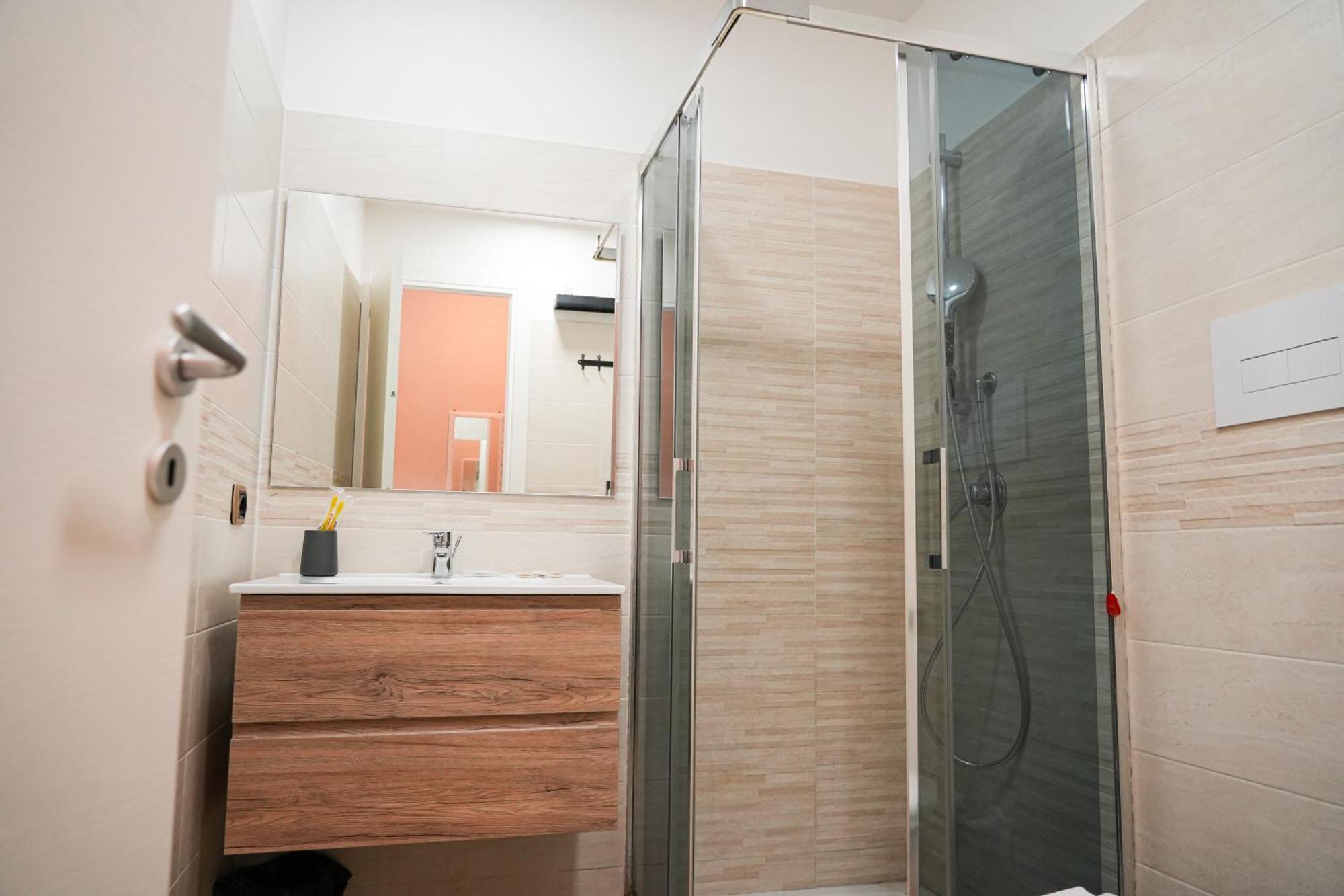 Double Room Private Bathroom