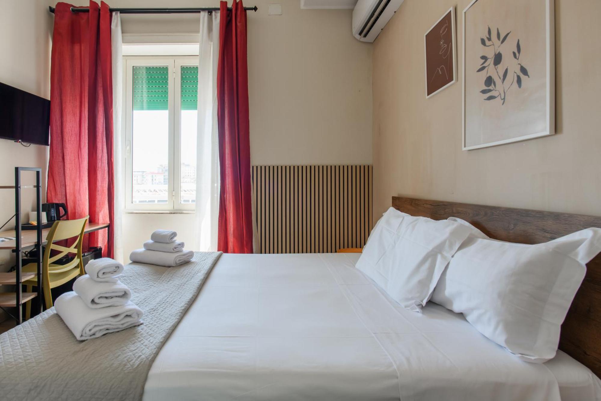 Double Room Private Bathroom